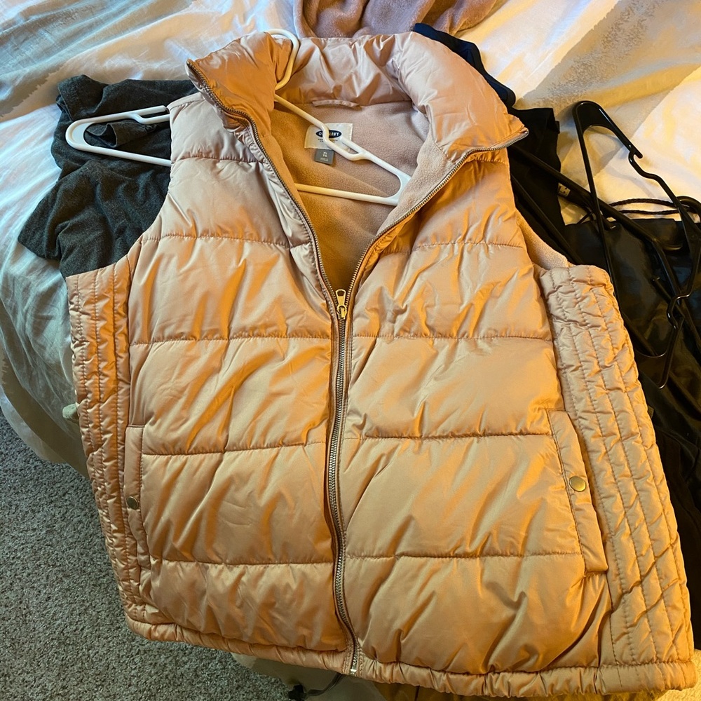 Pink Vest - Picture 4 of 4